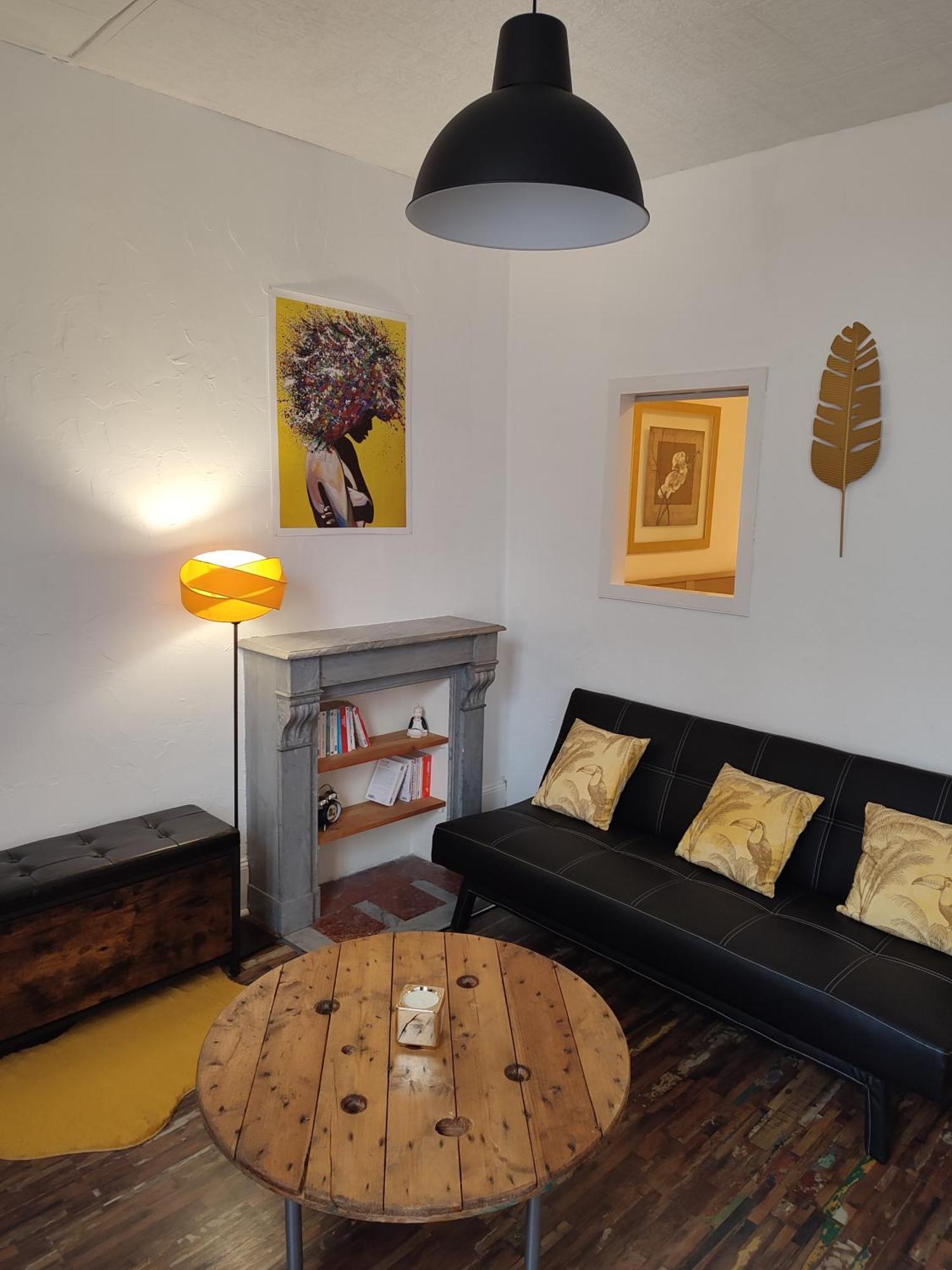 T1 Lumineux Et Climatise Apartment Шани Екстериор снимка